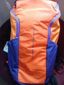 Alps Mountaineering Contour 30 Backpack