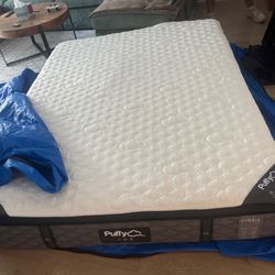 Puffy Lux Hybrid Queen Mattress ➕ Steel Foundation (sat in a spare room 1 week)
