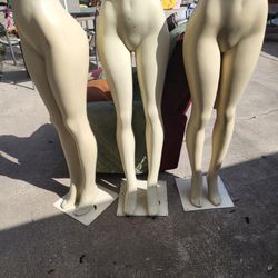 Maniquis Cada Uno $45