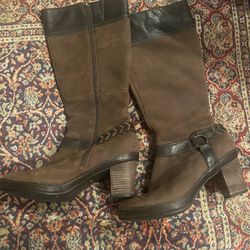 Women’s Knee High Boots Size 10 Brown Leather