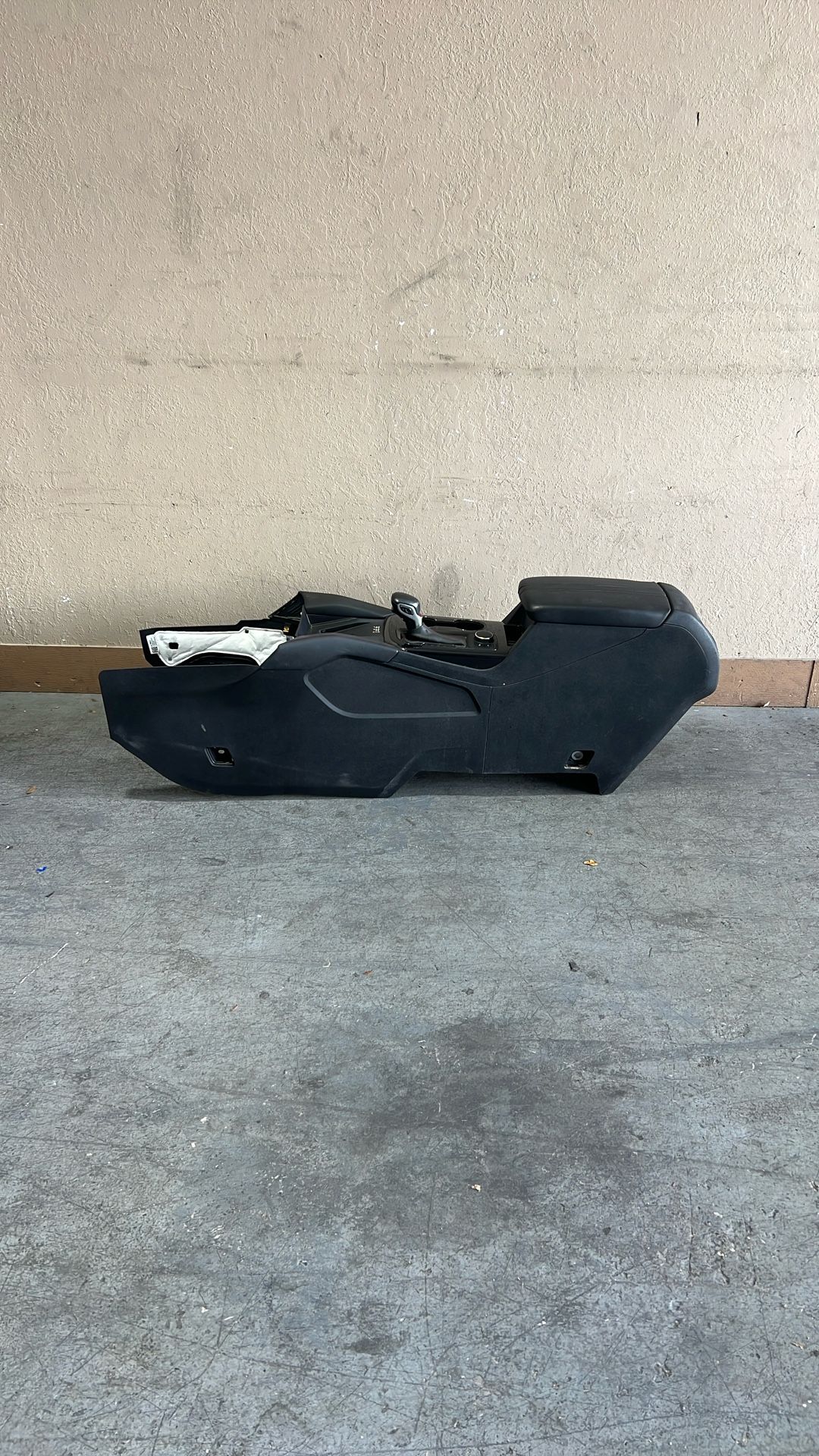 19-22 Chevrolet Chevy Blazer Rs Center Console Consola Del Medio 2019 2020 2021 2022