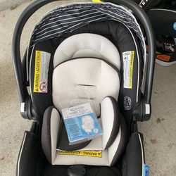 Graco snugride Car seat 