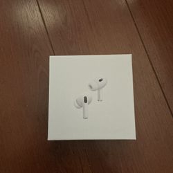 Apple AirPods Pro 2nd Generation with MagSafe Wireless Charging Case - White