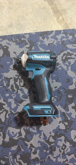 Makita 1/4 Impact