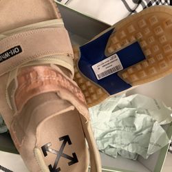 OFF-WHITE Sandals