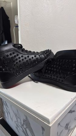 Men designer shoes used red