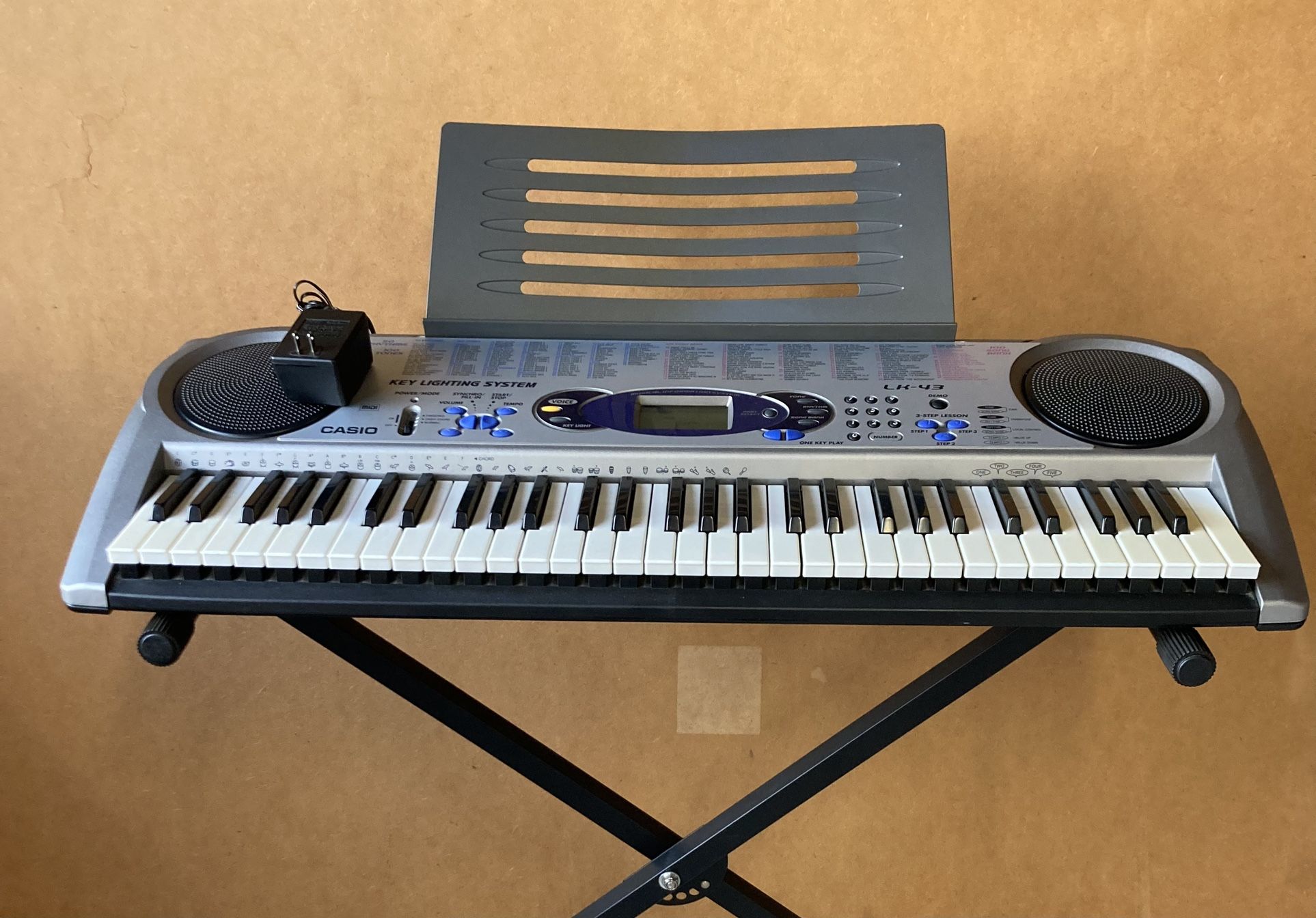 Casio LK-43 Key Lighting Keyboard with Voice Fingering Guide