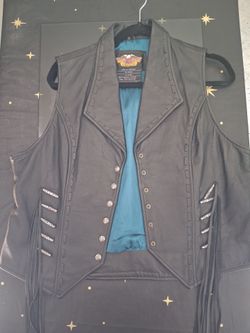 Vintage Harley-Davidson women's black leather vest