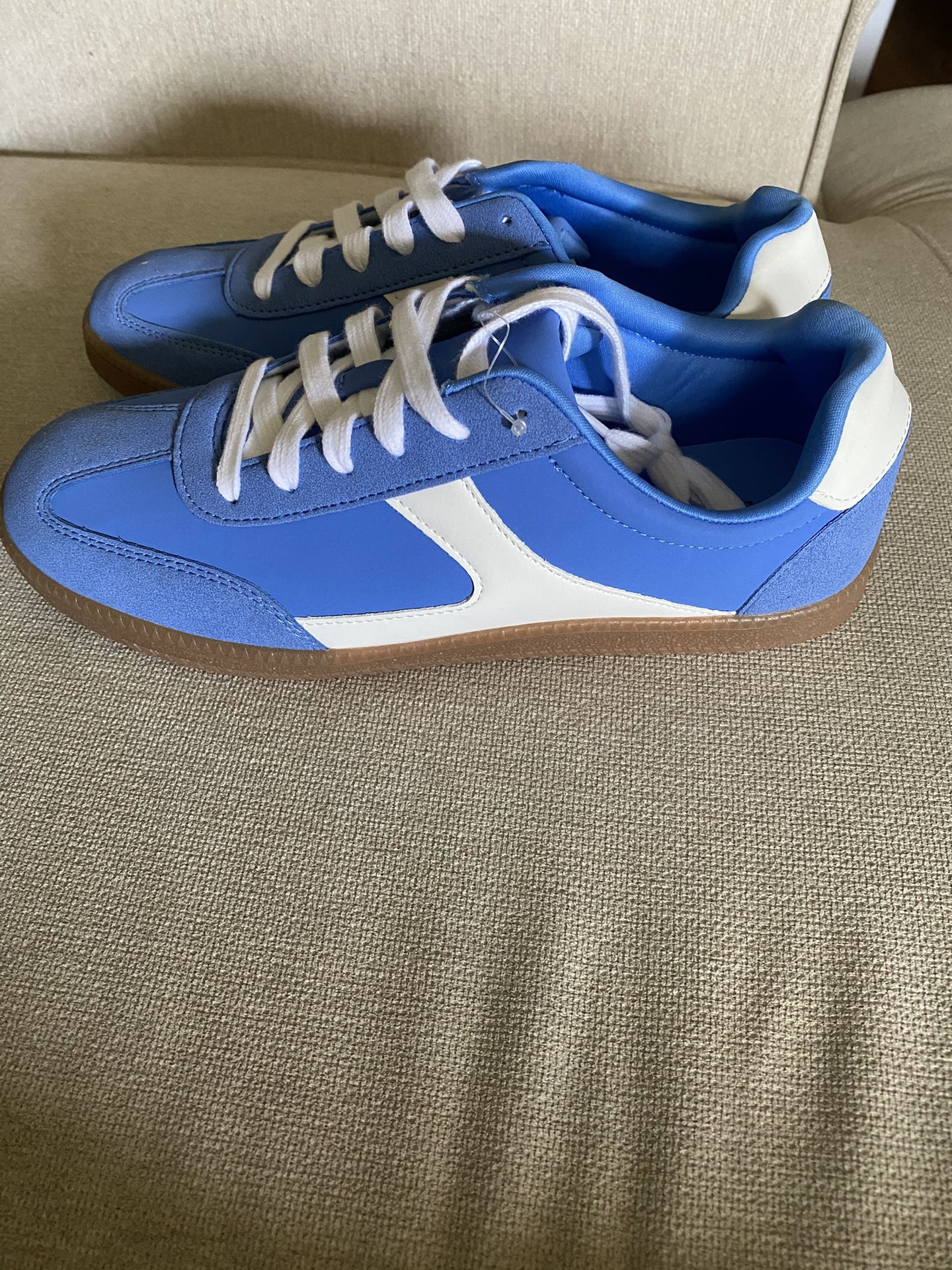 Lady’s No Boundaries Sneakers