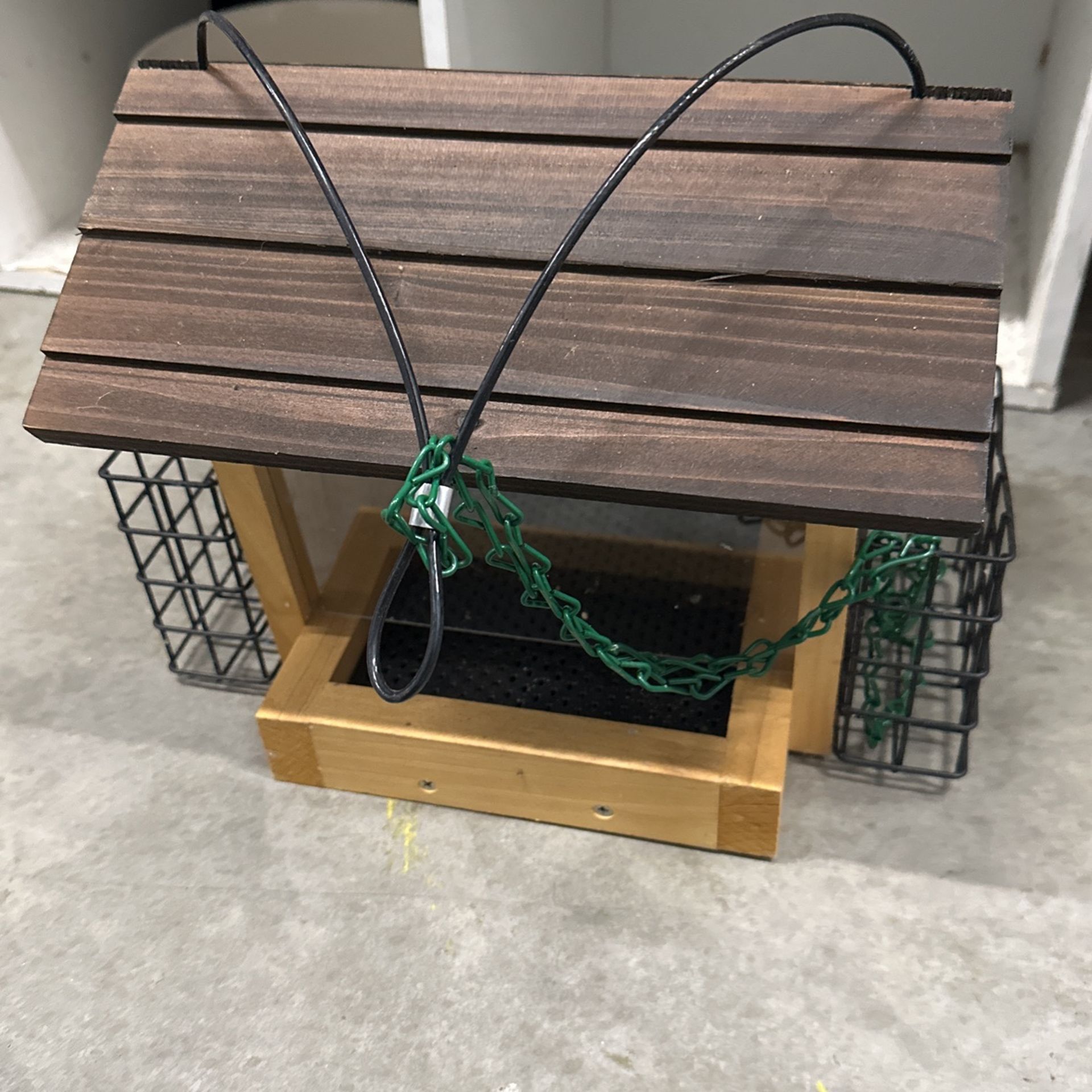 Wild Wings Bird House