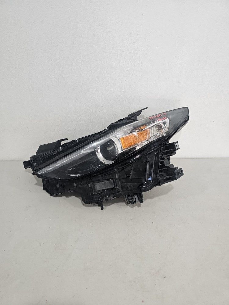 Mazda 3 Left Headlight 2019 2020 2021 2022