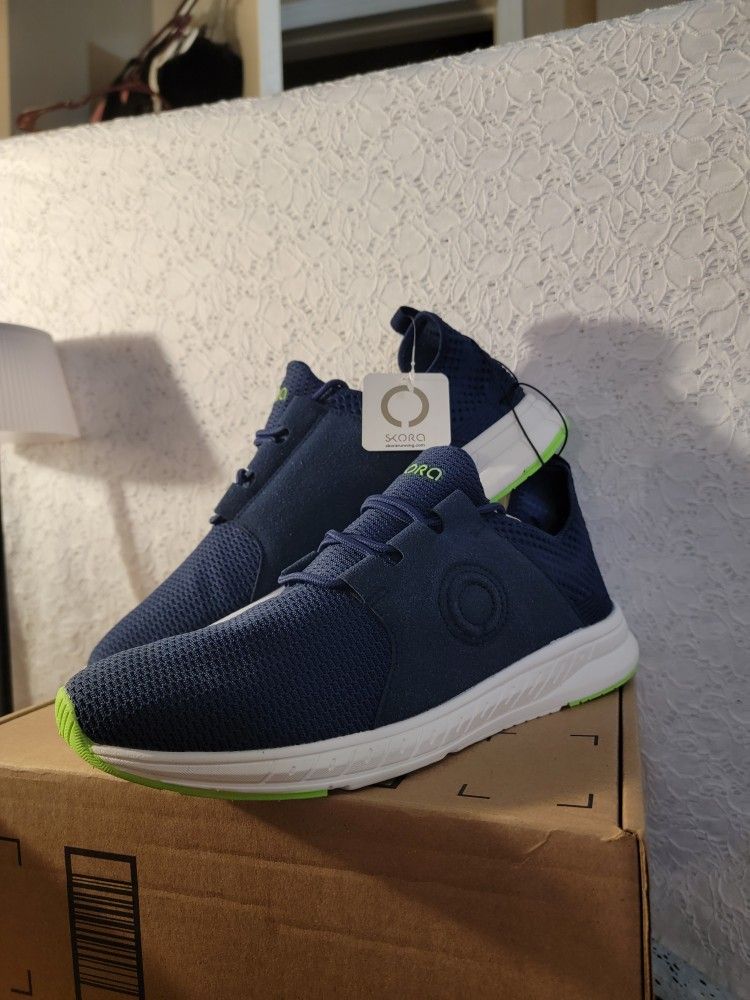 SKORA running Shoe Sz. 13 Men's