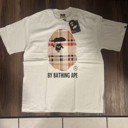 White burberry T-Shirt Size XL,XXL