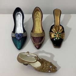 Set Of 4 Resin High Heel Mini Shoes Hanging Decoration For Car Wind Shield Christmas Tree