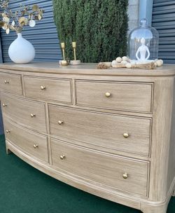 🌿 POTTERY BARN INSPIRED SOLID WOOD DRESSER ***REFINISHED***
