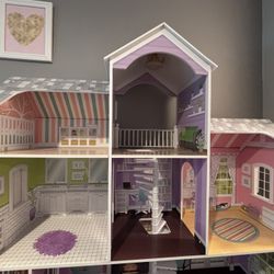 Kid Kraft Doll House