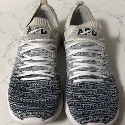 APL women’s training shoe 