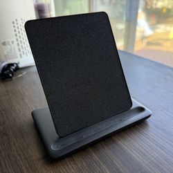 Wireless Kindle Charger
