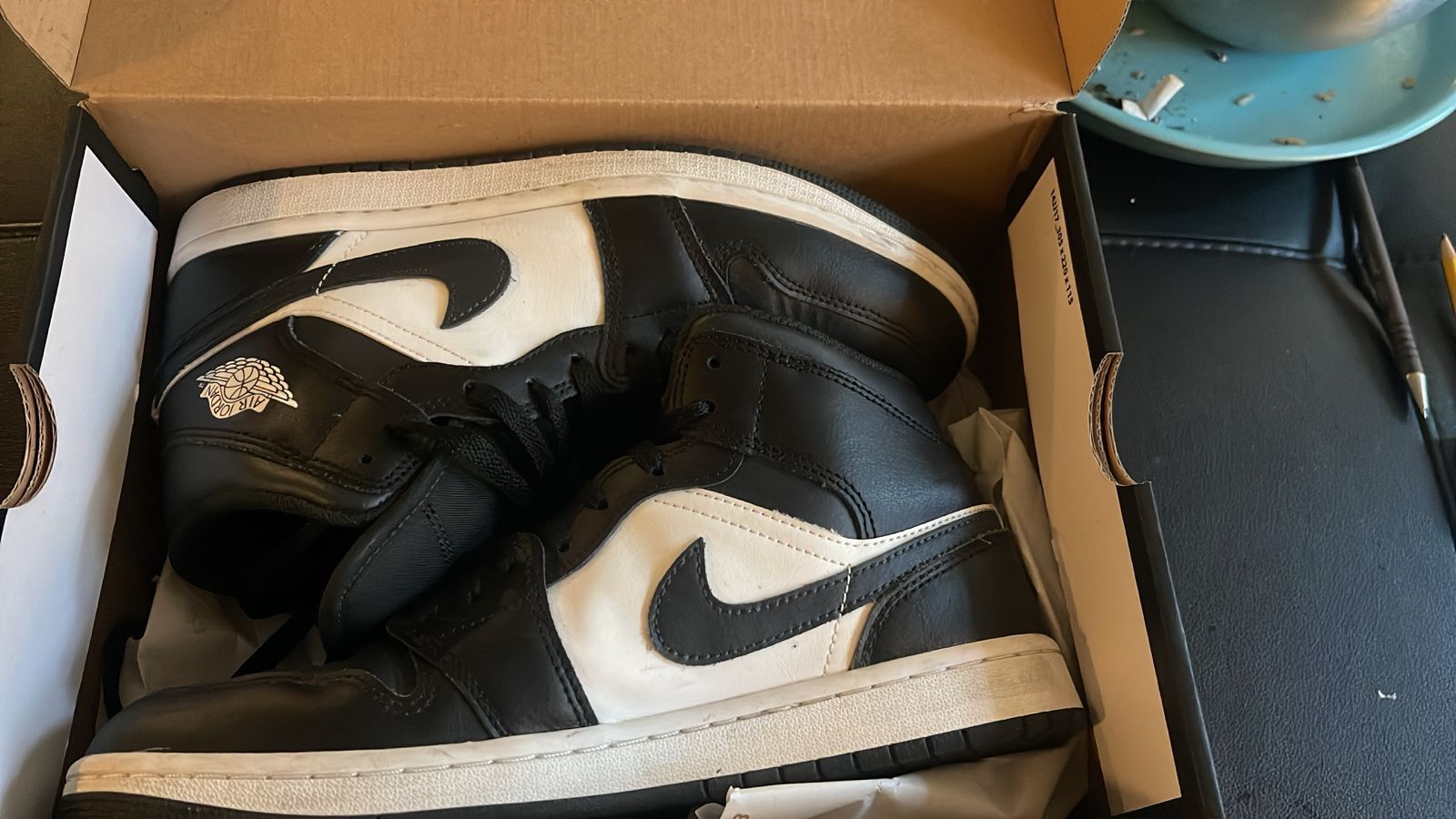 Air Jordan 1 Mid