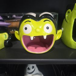 little ghoul halloween decor candy dish sponge holder 