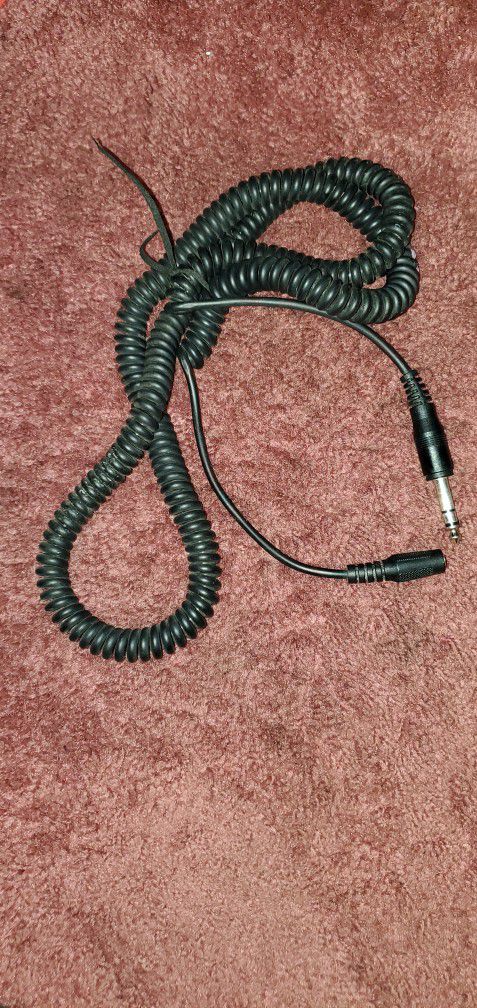 6 Foot Microphone Cord Extender. 