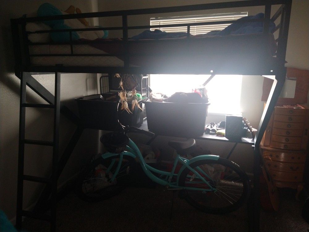 Full Size, Loft Bed