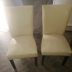 Accent Chairs