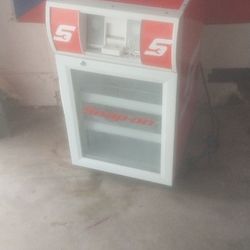 SNAP ON COOLER GREAT CONDICTION EVERY THING WORKS FINE 
