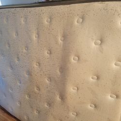 Free Queen mattress and box spring