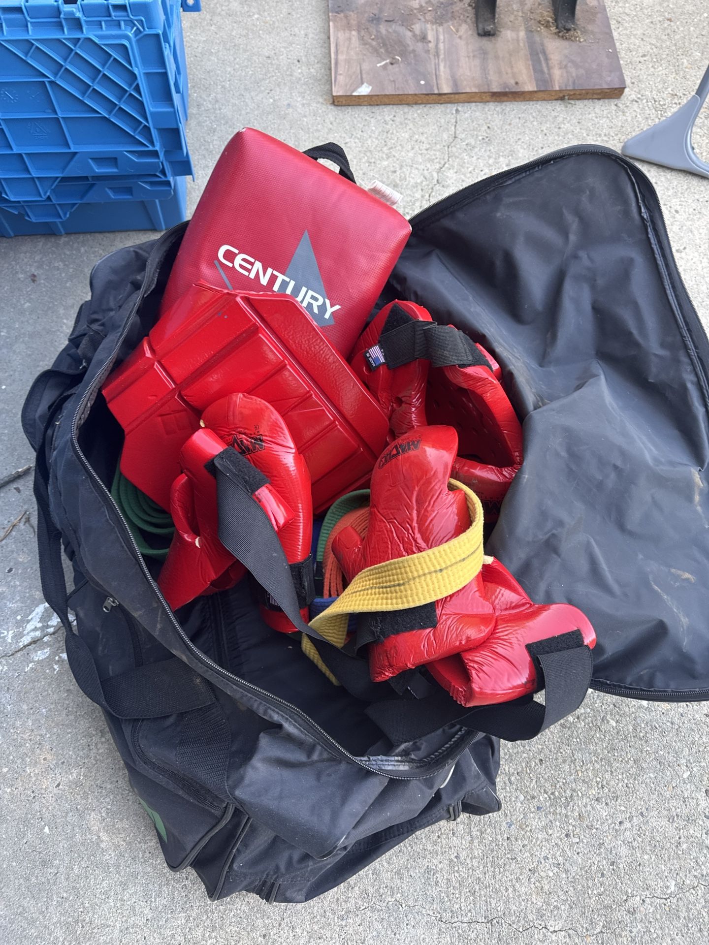 Century Martial Arts Gear Set 