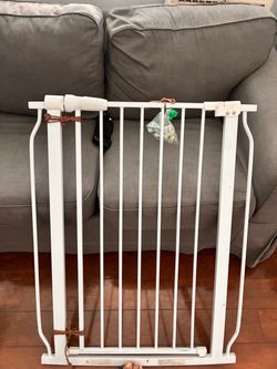 Reja de Seguridad Walk-Thru para Bebés y Mascotas (Ajustable) - Blanca