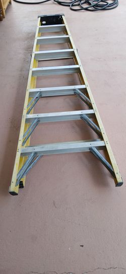 8 feet fiver glass ladder