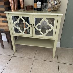 Small Chest / Cabinet / Side Table 