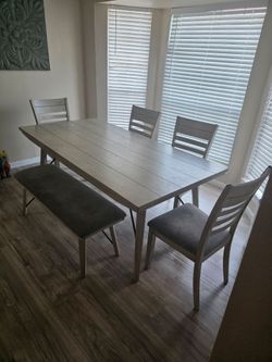 Dinning table