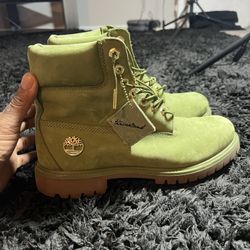 Timberland Premium 6-Inch Boots – Olive Suede | Size 9.5 Men’s