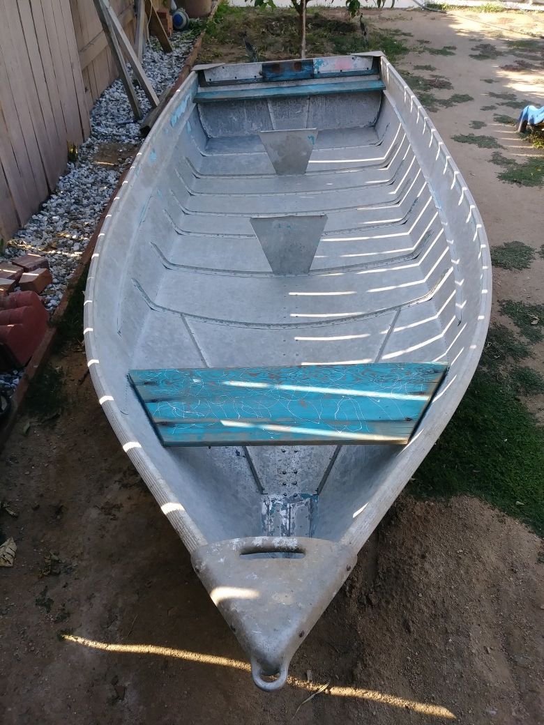 12' Sea king aluminum boat for Sale in Moreno Valley, CA - OfferUp