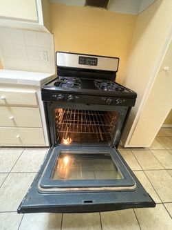 Frigidaire 30” Gas Range / Stove – Self-Cleaning Oven