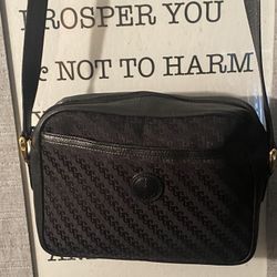 Vintage Black   Gucci 
