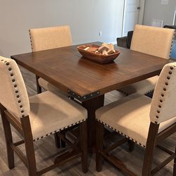 Dining room table with set of 4 chairs for sale