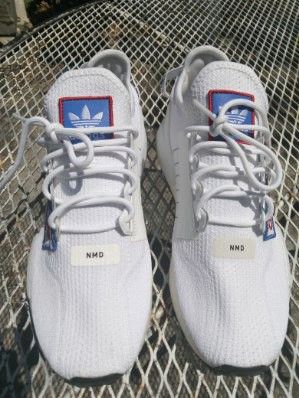 ADIDAS MENS SIZE 8.5