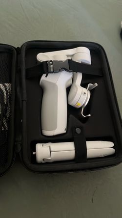 DJI OM Smartphone Gimbal Stabilizer with Case