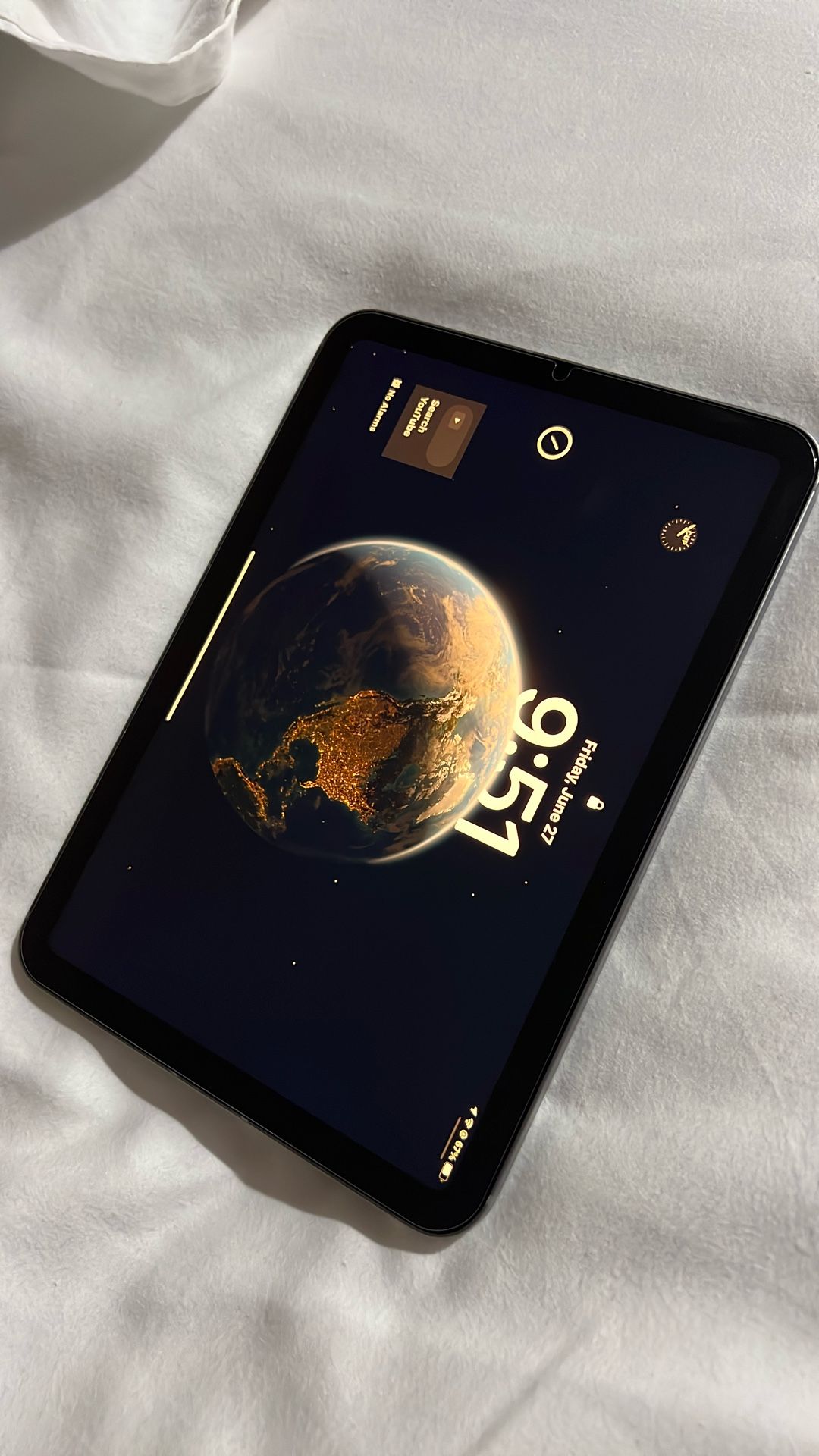 LIKE NEW iPad mini (A17 Pro) + Cellular - Space Grey