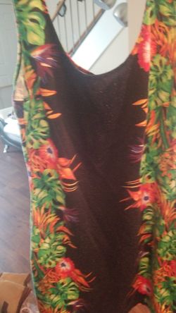 Vestido de mujer ,negro con flores