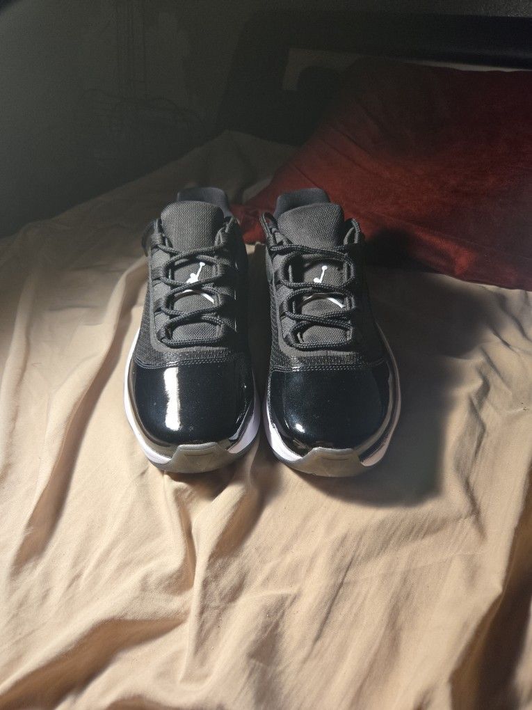 air jordan low 11