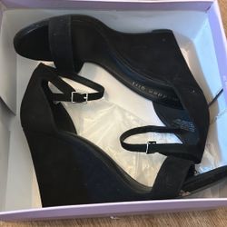 Madden Girl Willow Black Wedge Heels 