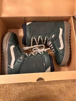 vans snowboard boots