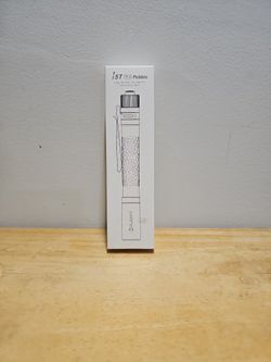 Olight i5T + Pebble
