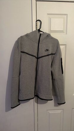 Nike tech