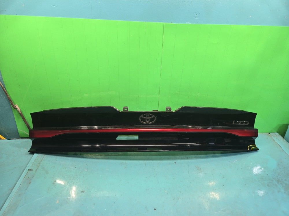Taillight Prius 2023 2024 2025 OEM