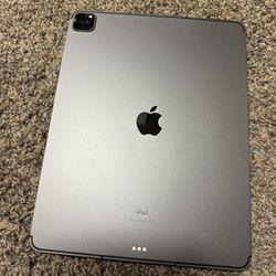 iPad Pro 12.9” WiFi + Cellular 